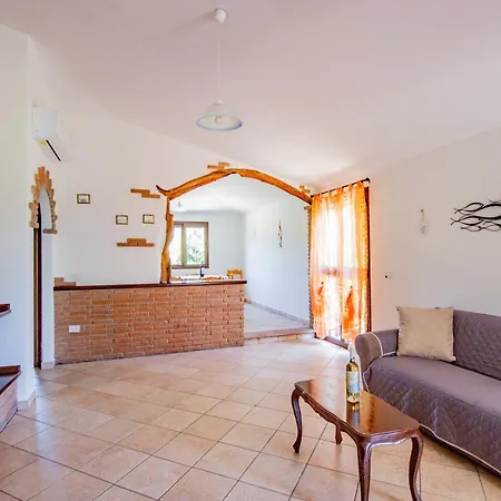 Feriehus Sa Sermenta Cardedu